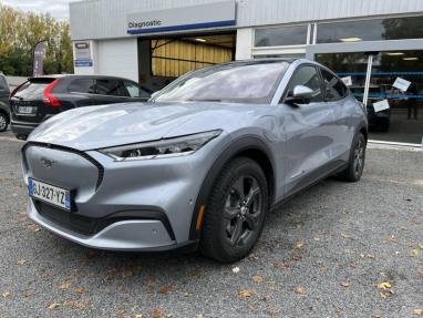 Voir le détail de l'offre de cette FORD Mustang Mach-E Extended Range 99kWh 294ch Premium Propulsion de 2022 en vente à partir de 64 900 € 