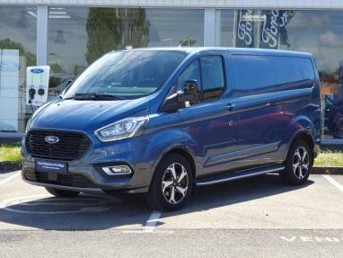 Voir le détail de l'offre de cette FORD Transit Custom Fg 300 L1H1 2.0 EcoBlue 130 Active de 2021 en vente à partir de 522.49 €  / mois