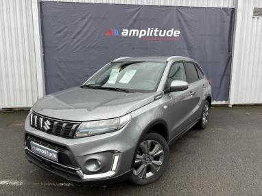 Voir le détail de l'offre de cette SUZUKI Vitara 1.4 Boosterjet Hybrid 129ch Privilège Allgrip de 2022 en vente à partir de 197.22 €  / mois