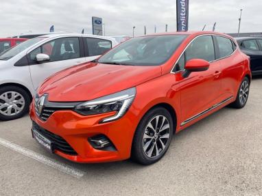 Voir le détail de l'offre de cette RENAULT Clio 1.6 E-Tech hybride 140ch Intens -21N de 2022 en vente à partir de 190.3 €  / mois