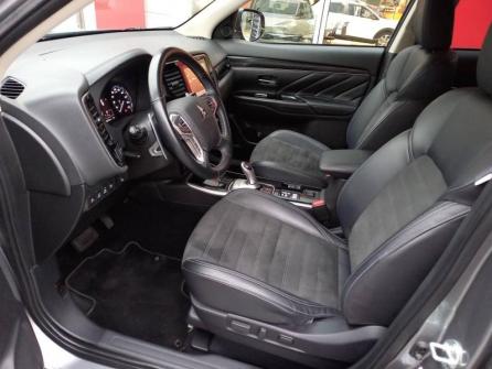 MITSUBISHI Outlander PHEV Twin Motor Intense 4WD Euro6d-T EVAP 5cv à vendre à Melun - Image n°9