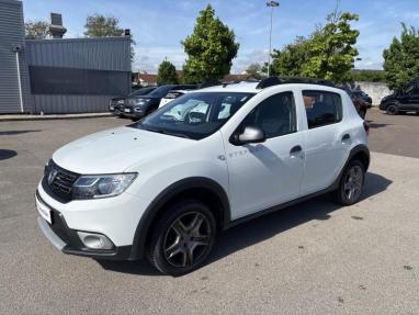 Voir le détail de l'offre de cette DACIA Sandero 1.0 SCe 75ch Urban Stepway de 2018 en vente à partir de 144.96 €  / mois