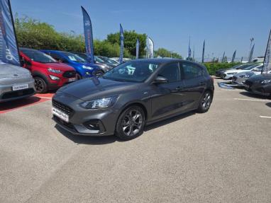Voir le détail de l'offre de cette FORD Focus 1.0 EcoBoost 125ch ST-Line de 2020 en vente à partir de 244.94 €  / mois