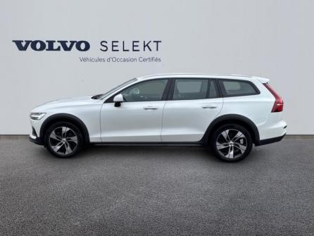VOLVO V60 Cross Country B4 AWD 197ch Pro Geartronic 8 à vendre à Troyes - Image n°2